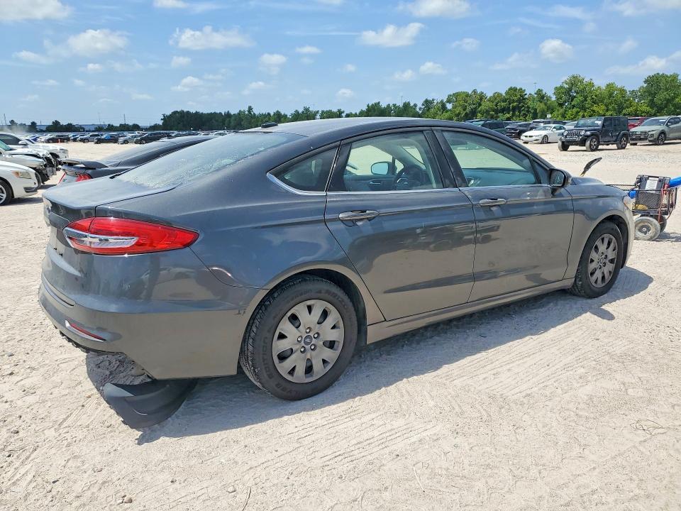 2019 FORD FUSION S — Фото 3 из 12