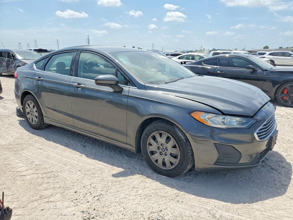 2019 FORD FUSION S — Фото 4 из 12