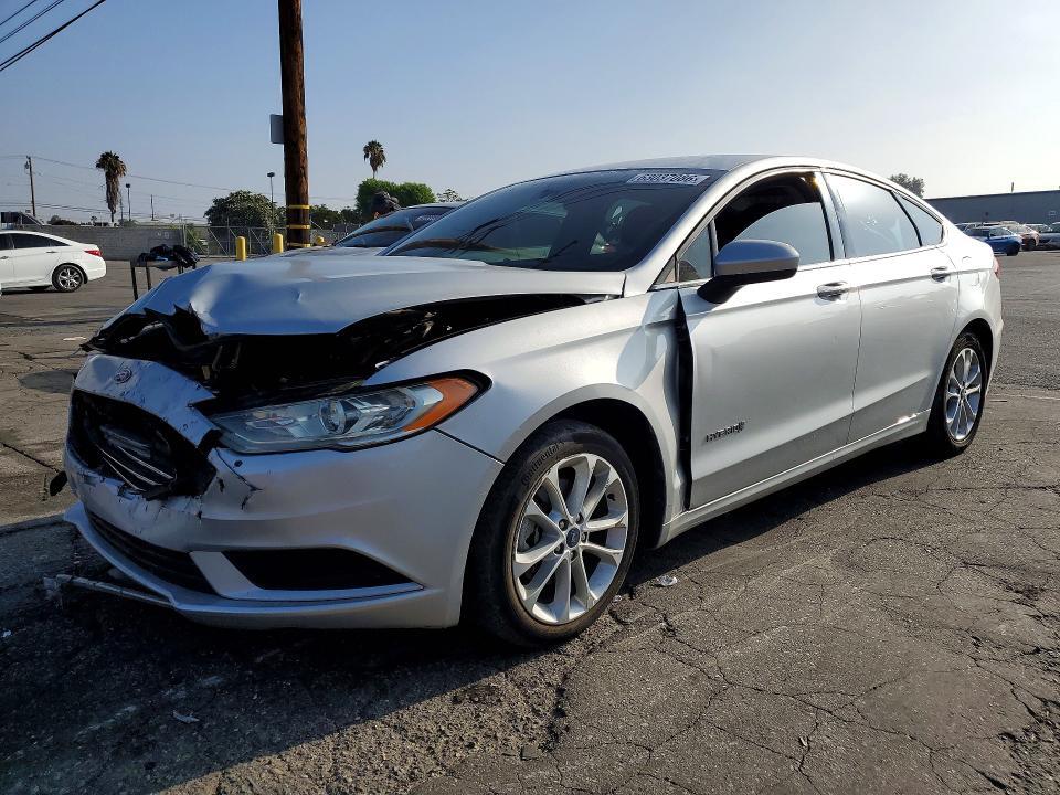 3FA6P0LU3KR235098 2019 FORD FUSION photo no. 1
