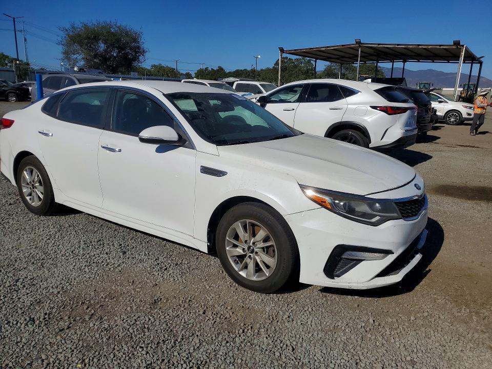 2019 KIA OPTIMA LX — Фото 4 из 12