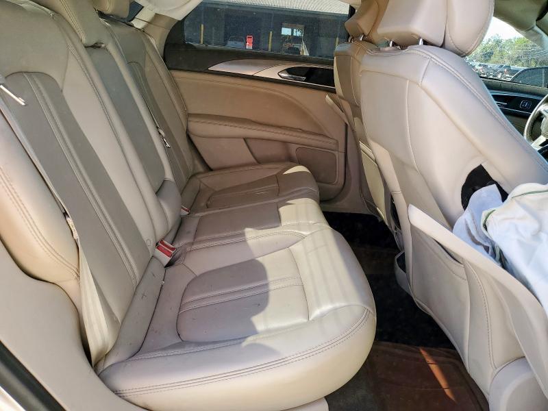 2019 LINCOLN MKZ — Фото 10 из 12