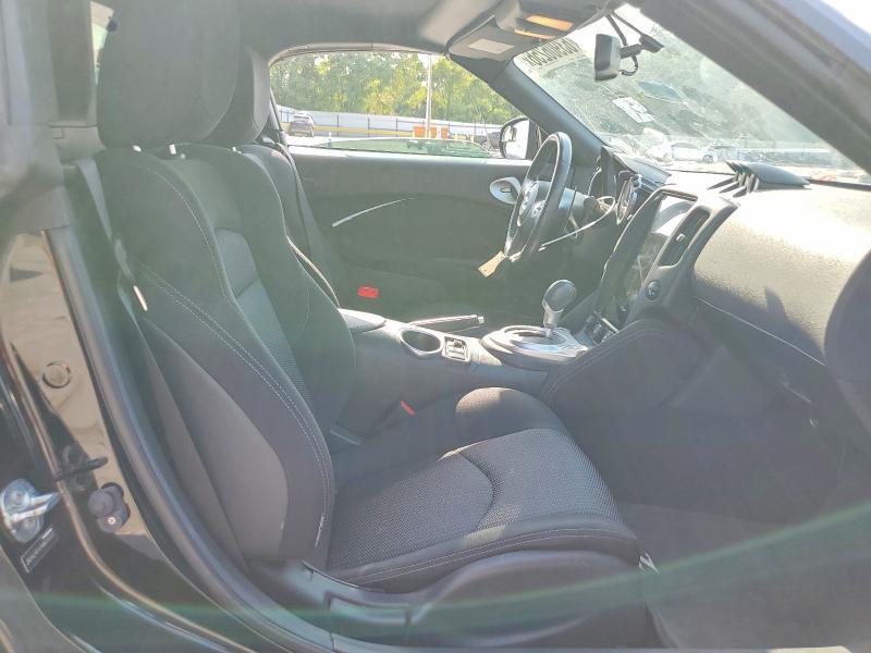 2019 NISSAN 370Z ROADSTER — Фото 10 из 12