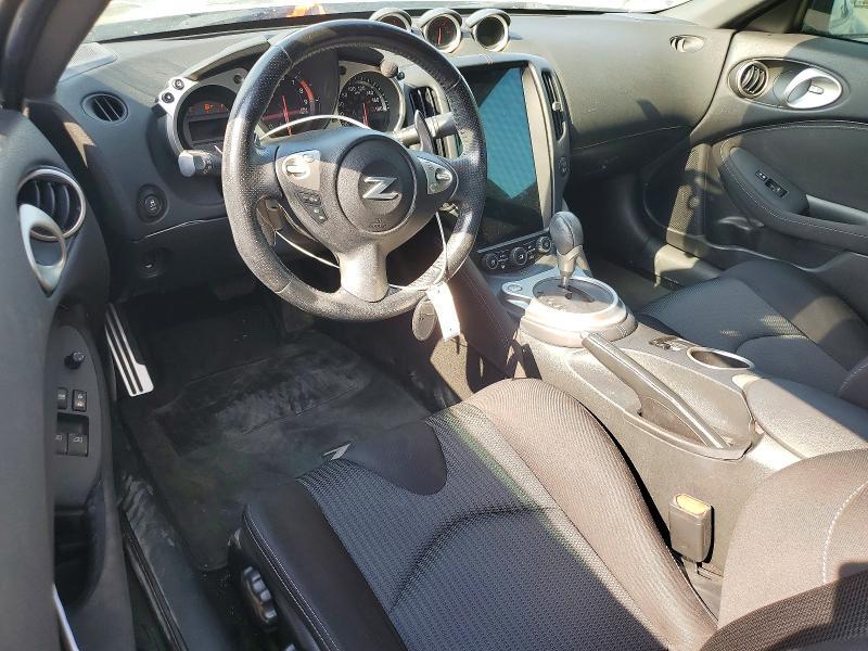 2019 NISSAN 370Z ROADSTER — Фото 8 из 12