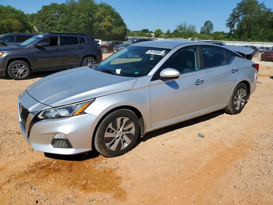 2019 NISSAN ALTIMA S