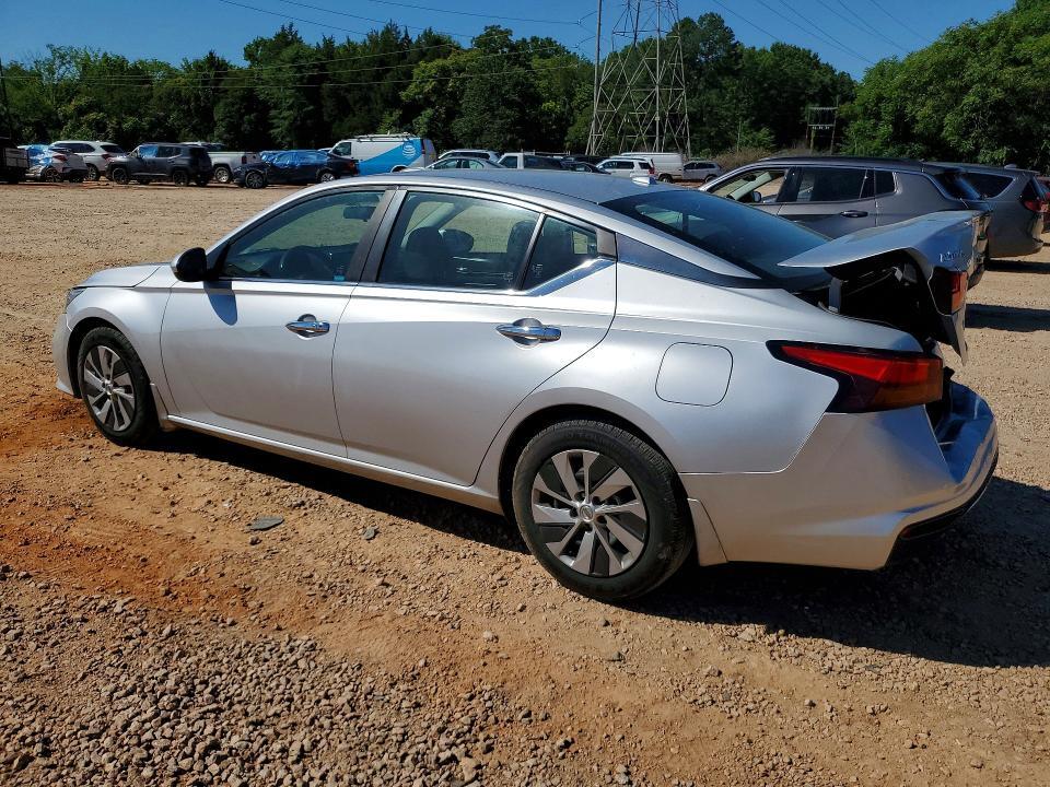 2019 NISSAN ALTIMA S — Фото 2 из 12