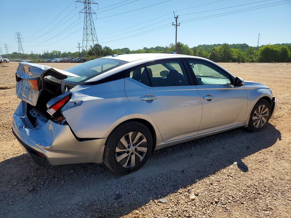 2019 NISSAN ALTIMA S — Фото 3 из 12