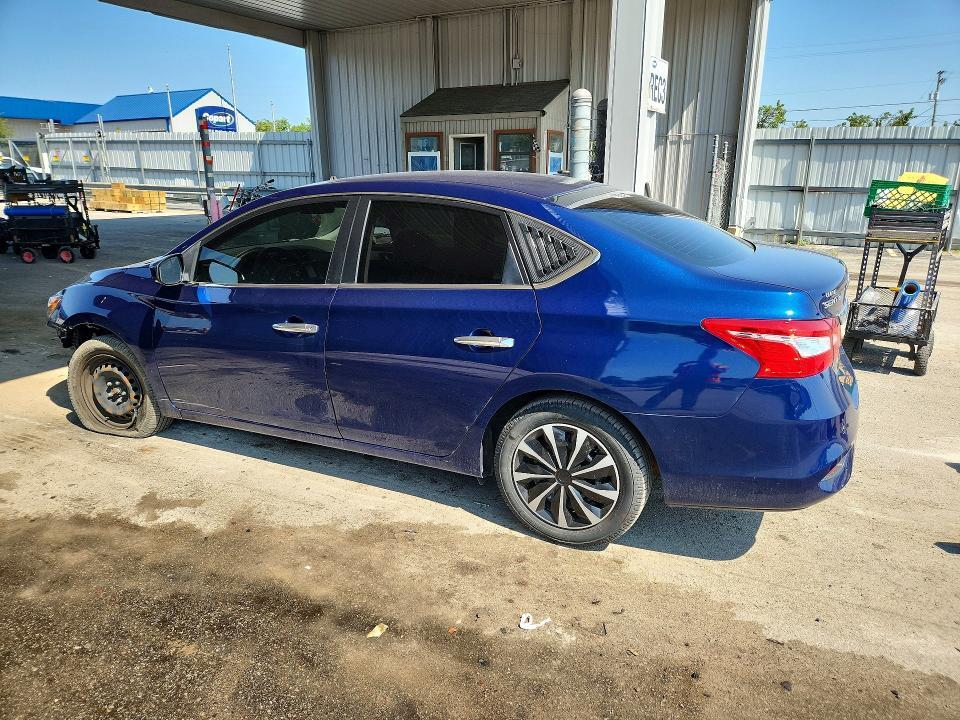 2019 NISSAN SENTRA S — Фото 2 из 13