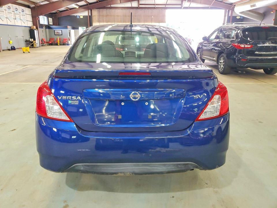 2019 NISSAN VERSA SV — Фото 6 из 12