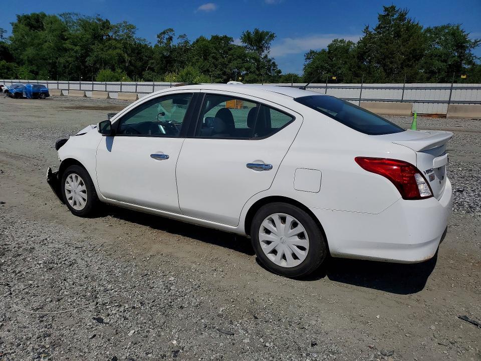 2019 NISSAN VERSA SV — Фото 2 из 12