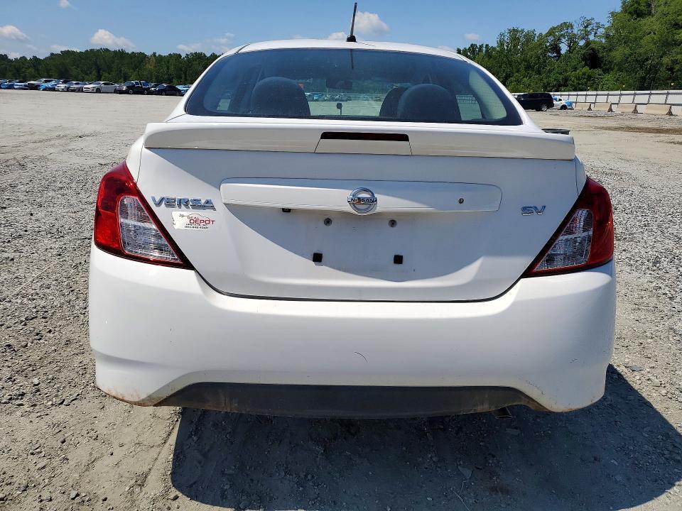 2019 NISSAN VERSA SV — Фото 6 из 12