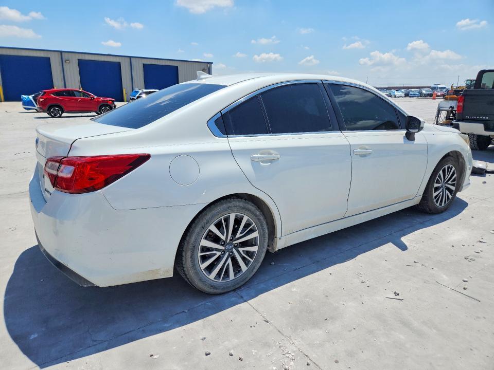 4S3BNAF61K3011425 2019 SUBARU LEGACY photo no. 3
