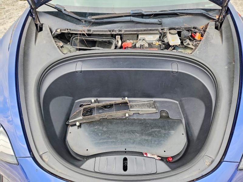 2019 TESLA MODEL 3 — Фото 11 из 12