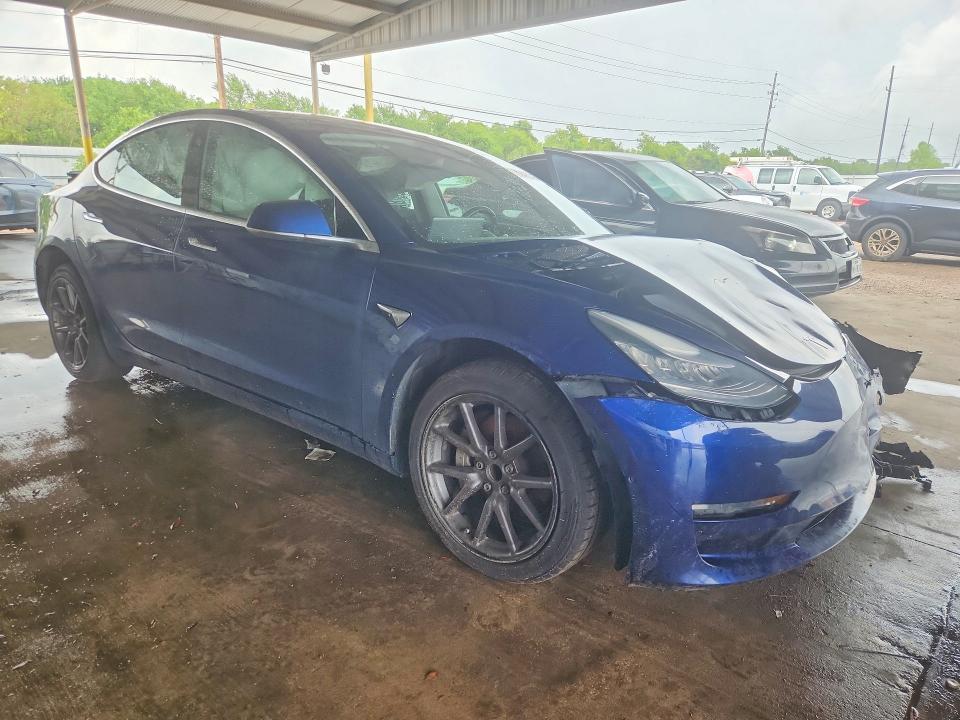 5YJ3E1EA8KF310200 2019 TESLA MODEL 3 photo no. 4