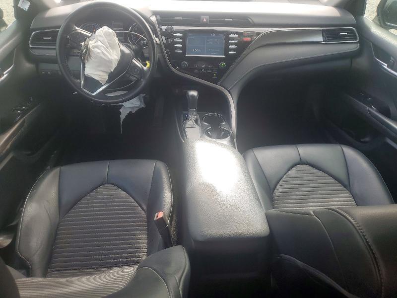 2019 TOYOTA CAMRY SE — Фото 8 из 13