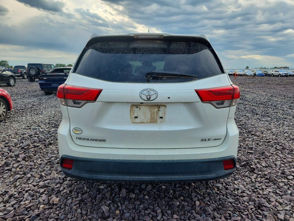2019 TOYOTA HIGHLANDER XLE — Фото 6 из 13