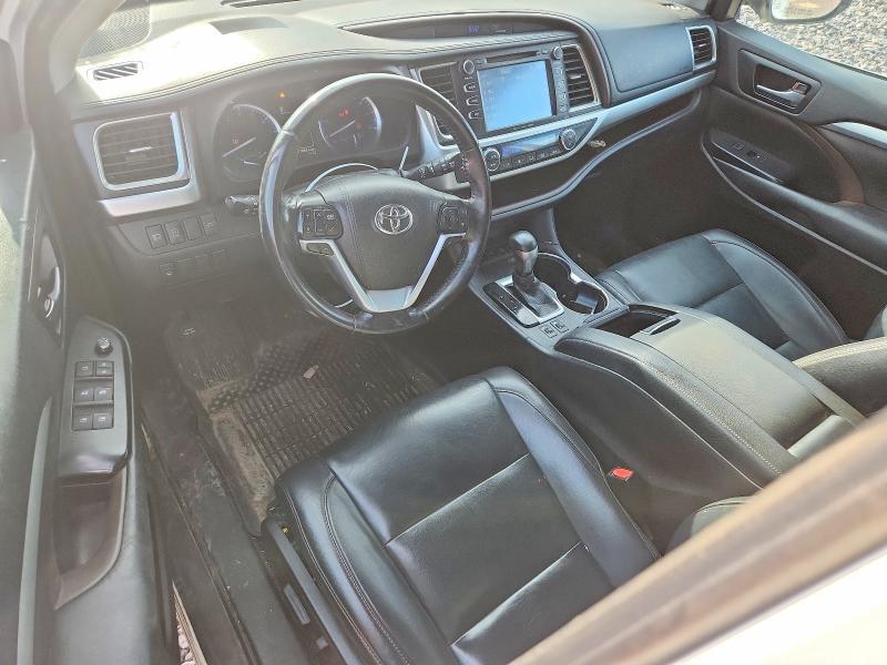 2019 TOYOTA HIGHLANDER XLE — Фото 8 из 13