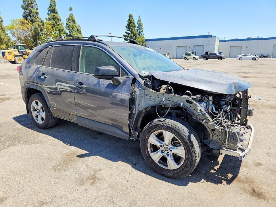 2019 TOYOTA RAV4 LE — Фото 4 из 14