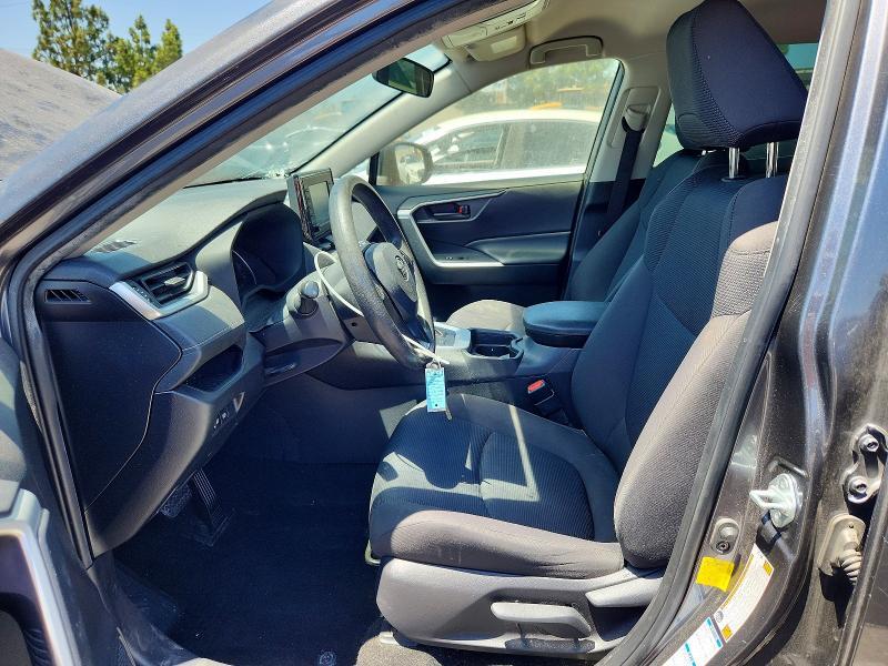 2019 TOYOTA RAV4 LE — Фото 7 из 14