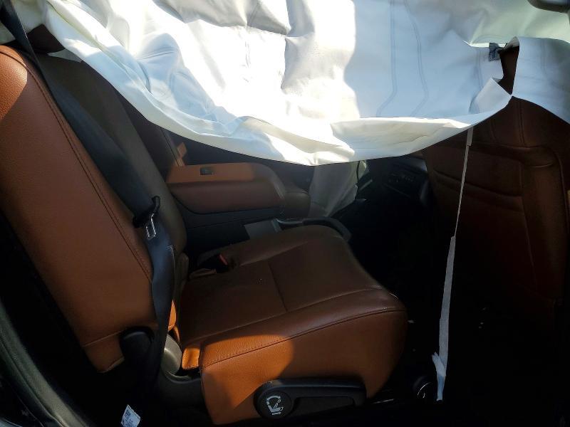 2019 TOYOTA SEQUOIA PLATINUM — Фото 11 из 13
