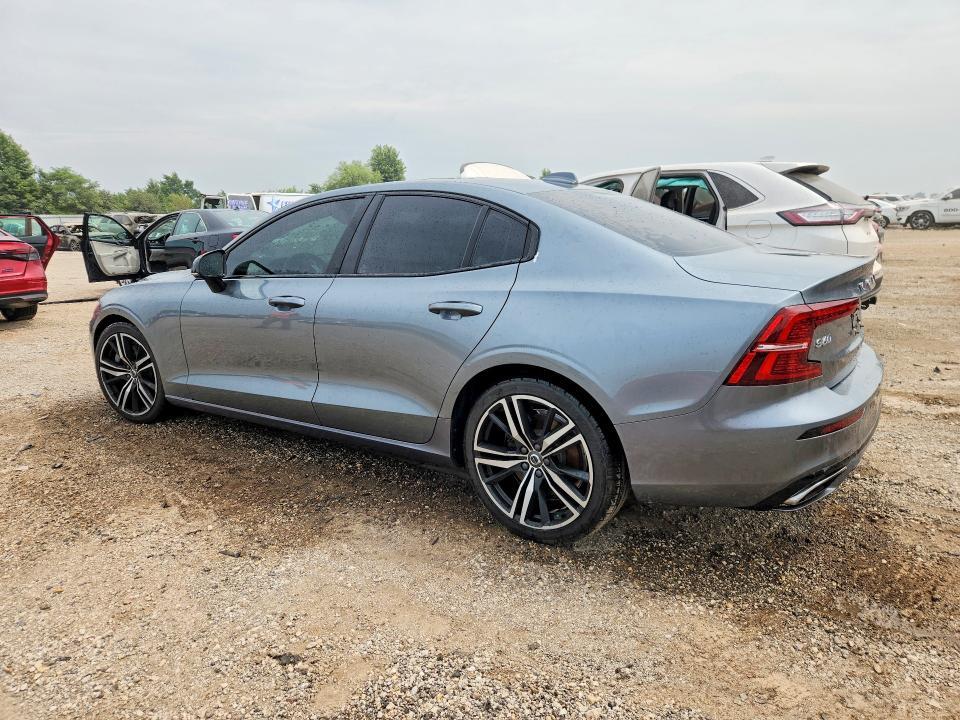 2019 VOLVO S60 T6 R-DESIGN — Фото 2 из 13
