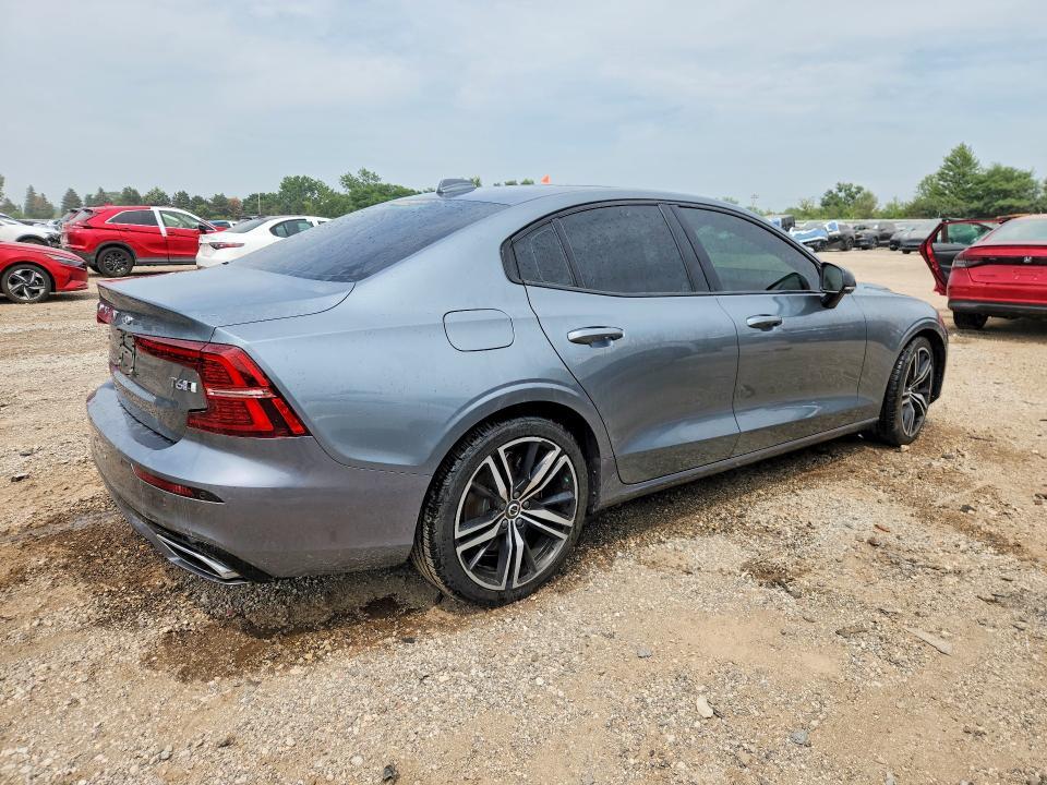 2019 VOLVO S60 T6 R-DESIGN — Фото 3 из 13