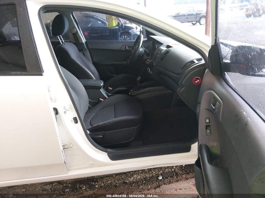 KNAFU4A22C5555185 2012 KIA FORTE photo no. 5
