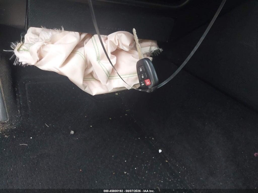 4T1BF1FK3CU119045 2012 TOYOTA CAMRY photo no. 11