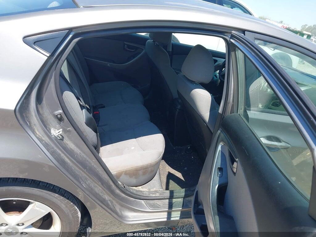5NPDH4AE4CH132164 2012 HYUNDAI ELANTRA photo no. 8