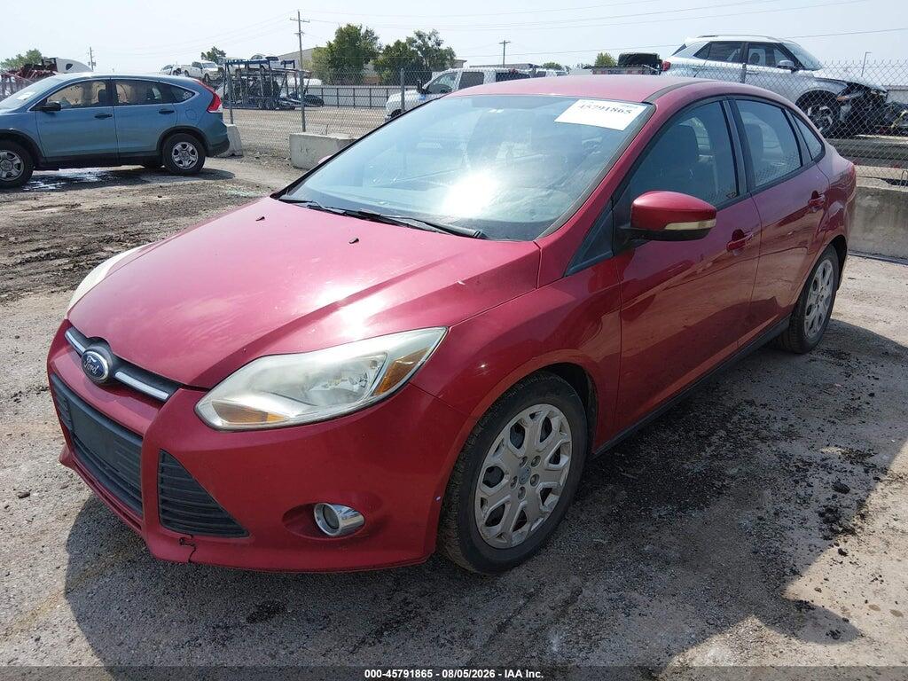 1FAHP3F2XCL262187 2012 FORD FOCUS photo no. 2