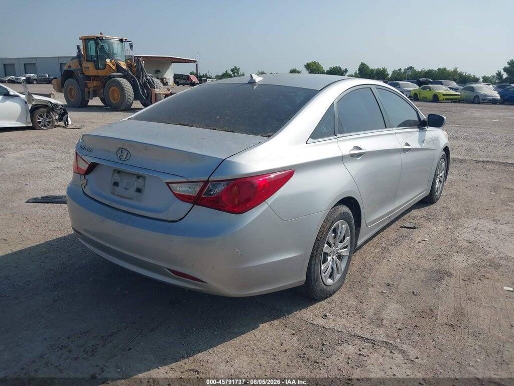 5NPEB4AC9CH351710 2012 HYUNDAI SONATA photo no. 4