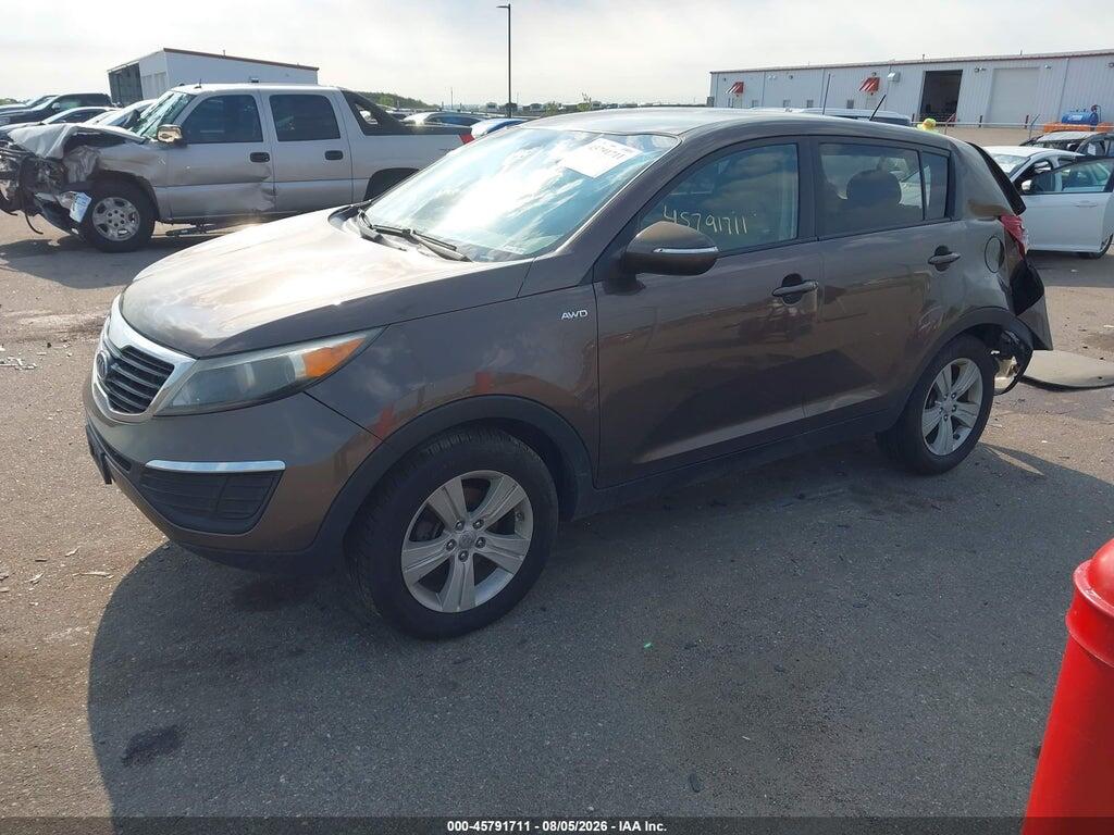 KNDPBCA21C7214954 2012 KIA SPORTAGE photo no. 2