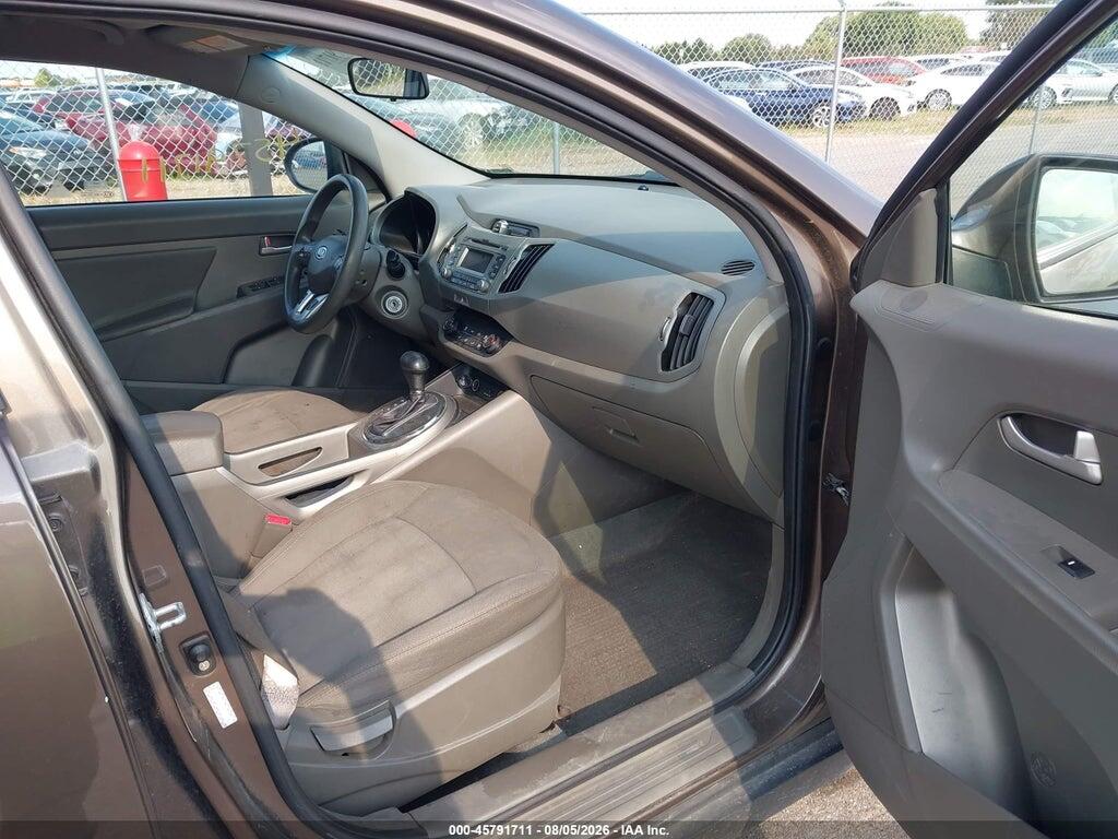 KNDPBCA21C7214954 2012 KIA SPORTAGE photo no. 5