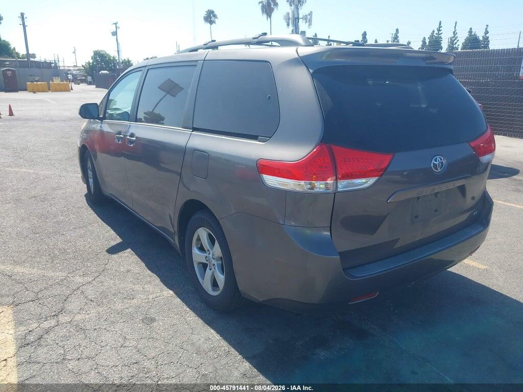 5TDKK3DC6CS269159 2012 TOYOTA SIENNA photo no. 3