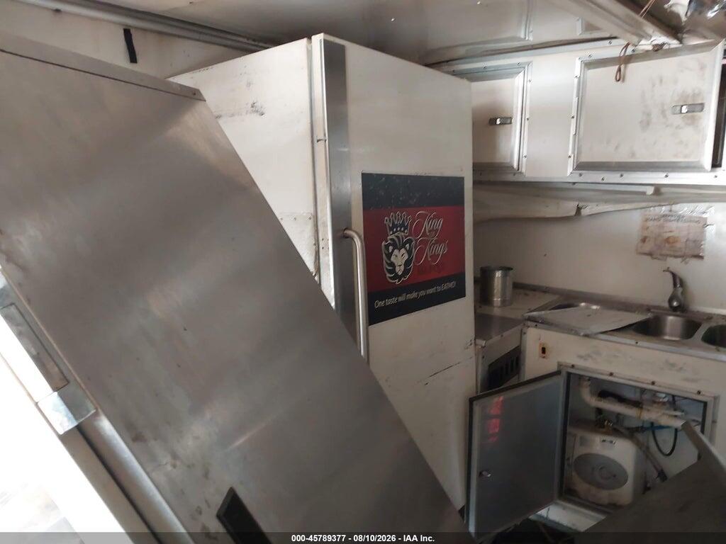 5UZBE2428CD020694 2012 DIAMOND 24' FOOD TRAILER photo no. 7