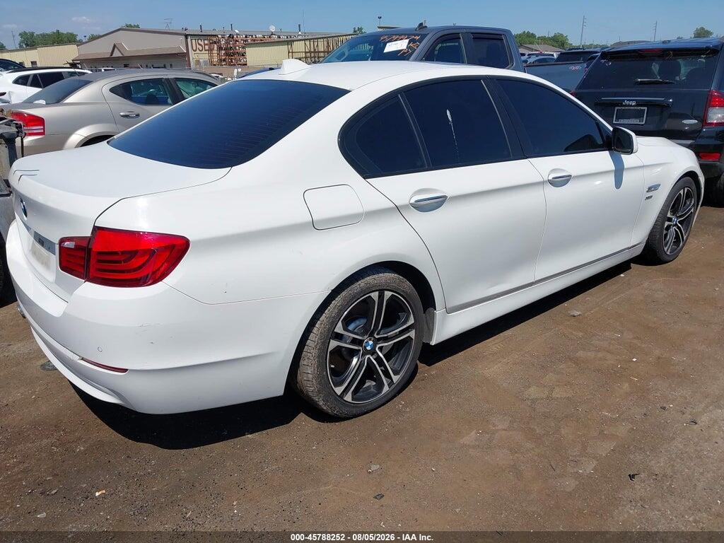 WBAXH5C59CDW08685 2012 BMW 528I photo no. 4