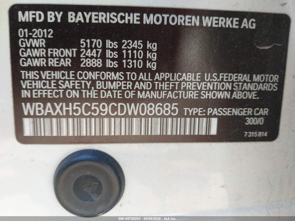 WBAXH5C59CDW08685 2012 BMW 528I photo no. 9