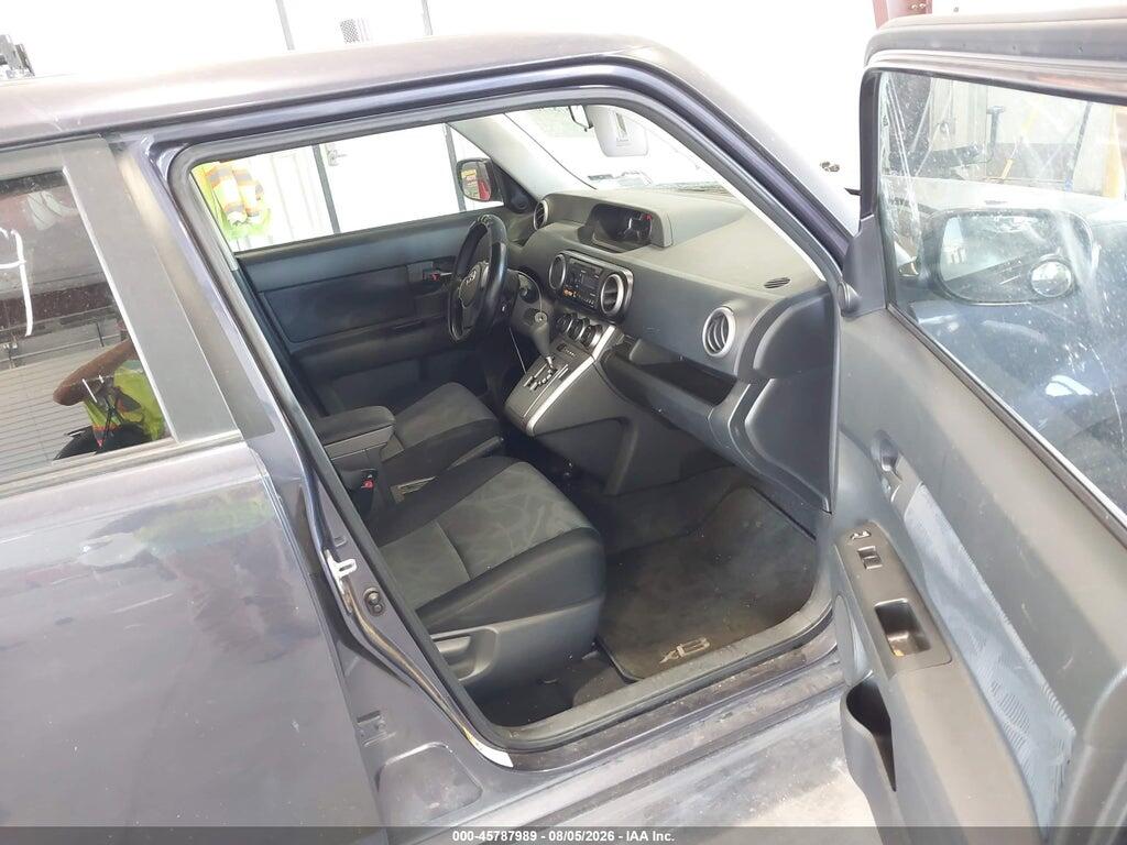 JTLZE4FE7CJ003516 2012 SCION XB photo no. 5