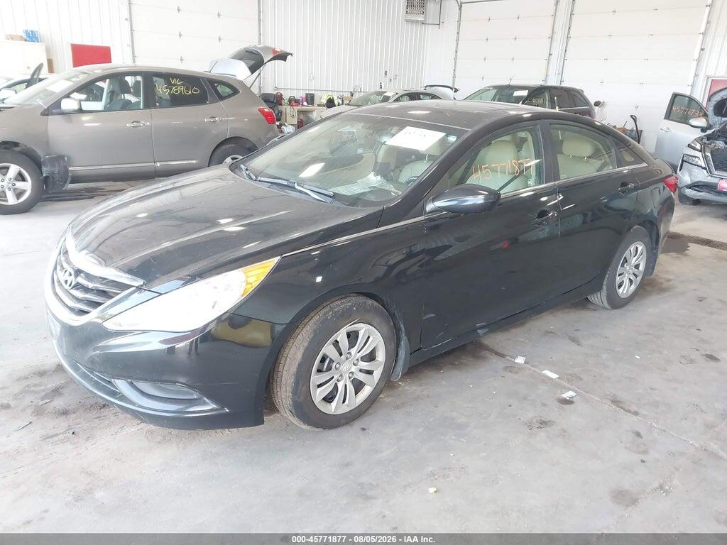 5NPEB4AC8CH449806 2012 HYUNDAI SONATA photo no. 2