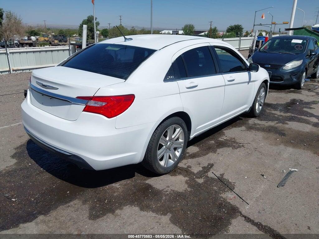1C3CCBBG5CN160848 2012 CHRYSLER 200 photo no. 4