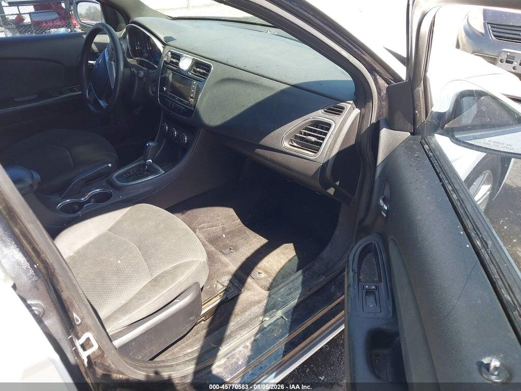 1C3CCBBG5CN160848 2012 CHRYSLER 200 photo no. 5