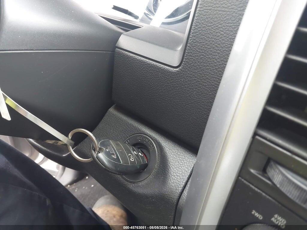 1C6RD7HT0CS180180 2012 RAM 1500 photo no. 11