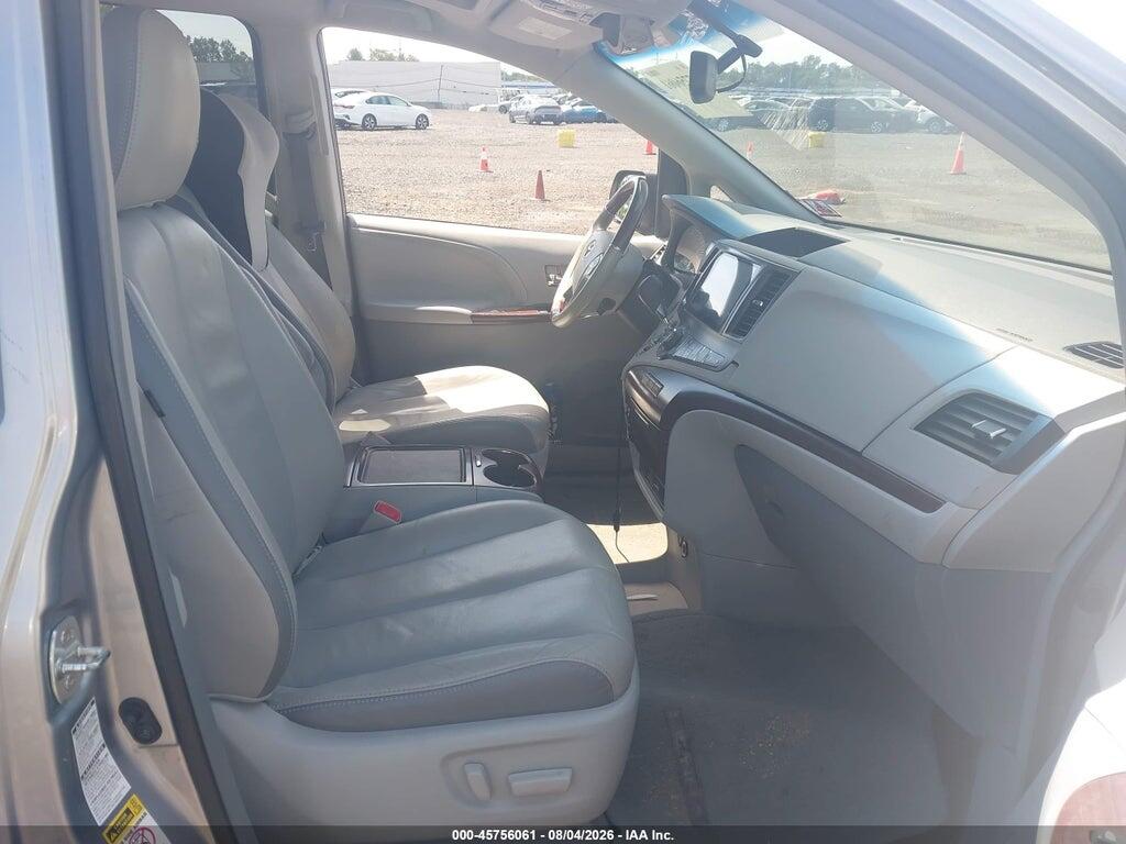 5TDDK3DC3CS042701 2012 TOYOTA SIENNA photo no. 5