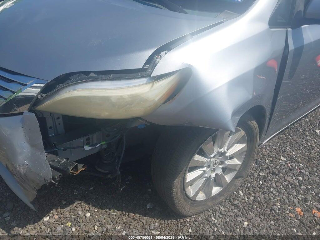 5TDDK3DC3CS042701 2012 TOYOTA SIENNA photo no. 6