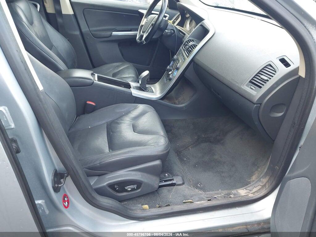 YV4902DZ0D2366835 2013 VOLVO XC60 photo no. 5