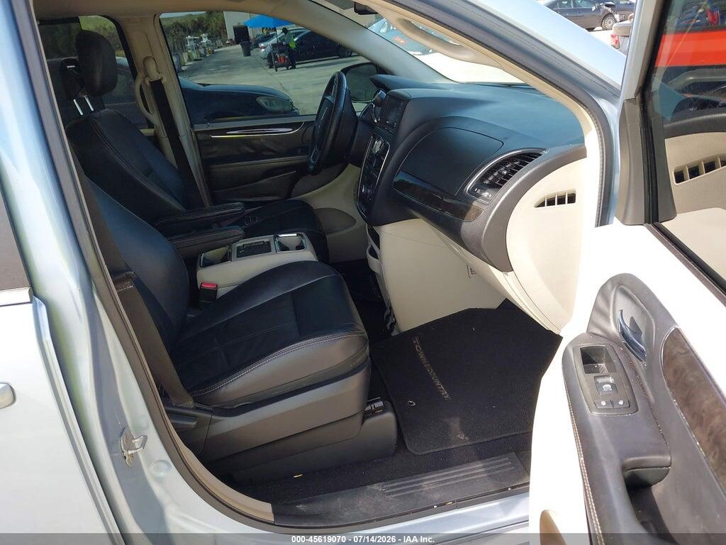 2C4RC1BG0DR540331 2013 CHRYSLER TOWN & COUNTRY photo no. 5