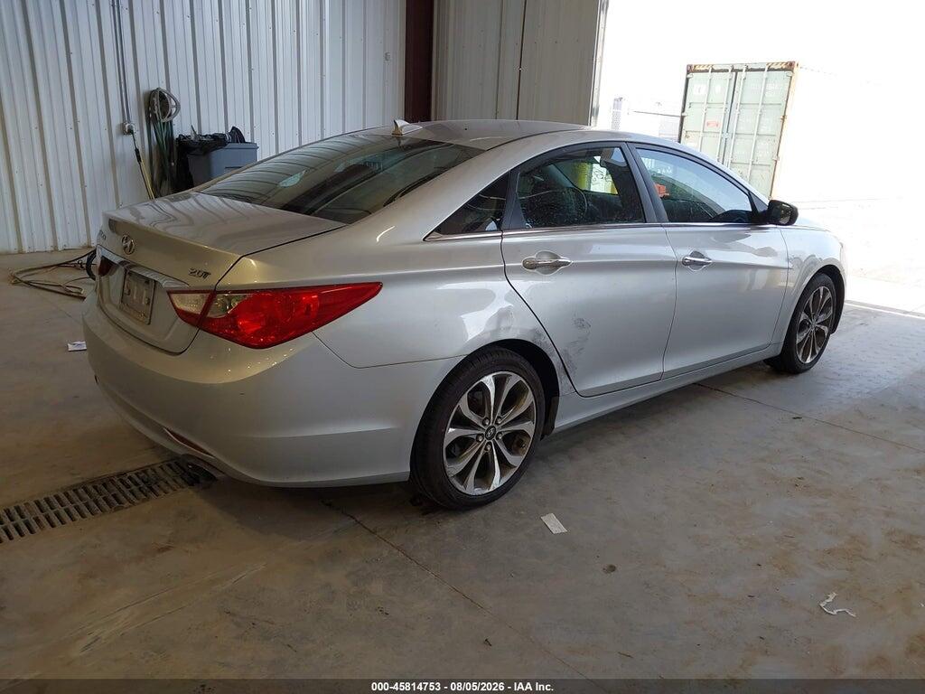 5NPEC4ABXDH767075 2013 HYUNDAI SONATA photo no. 4