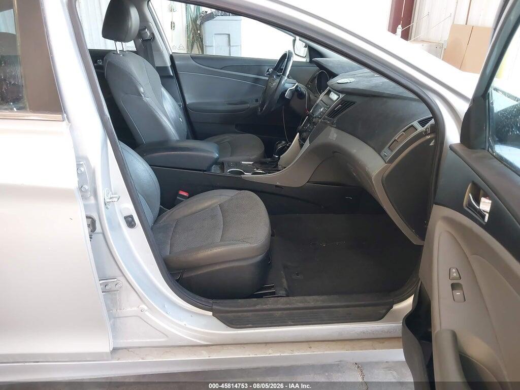 5NPEC4ABXDH767075 2013 HYUNDAI SONATA photo no. 5