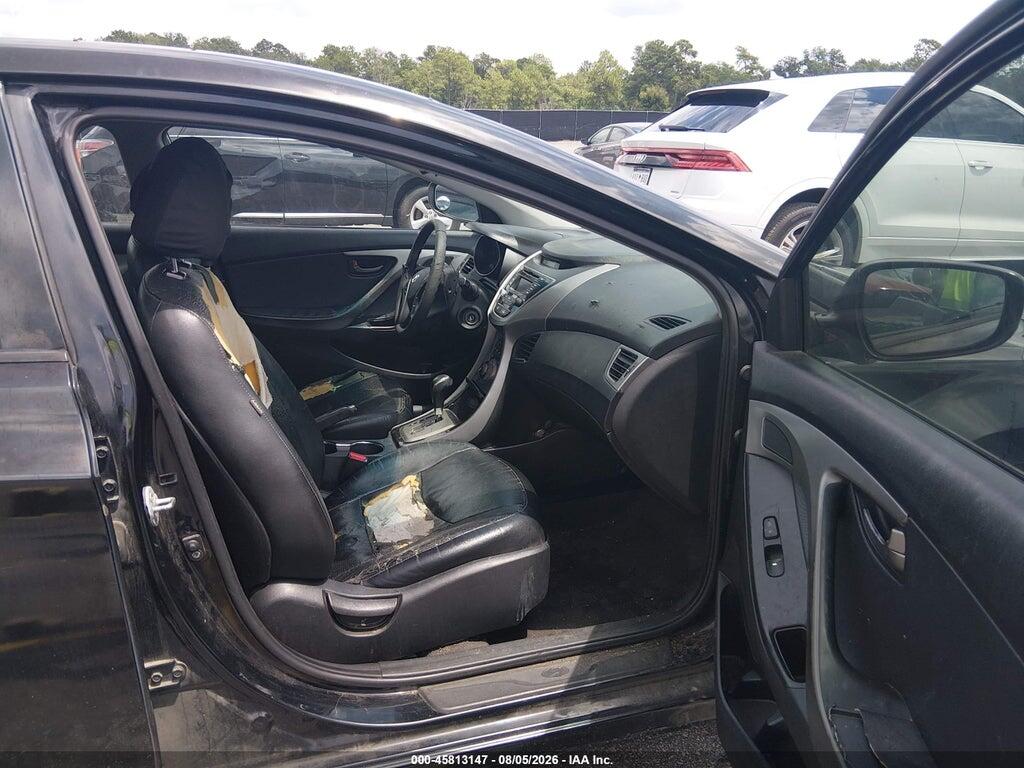 5NPDH4AE7DH299359 2013 HYUNDAI ELANTRA photo no. 5