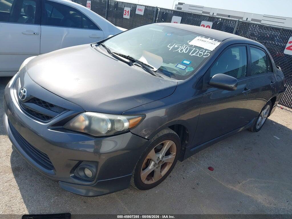 5YFBU4EE9DP160284 2013 TOYOTA COROLLA photo no. 2