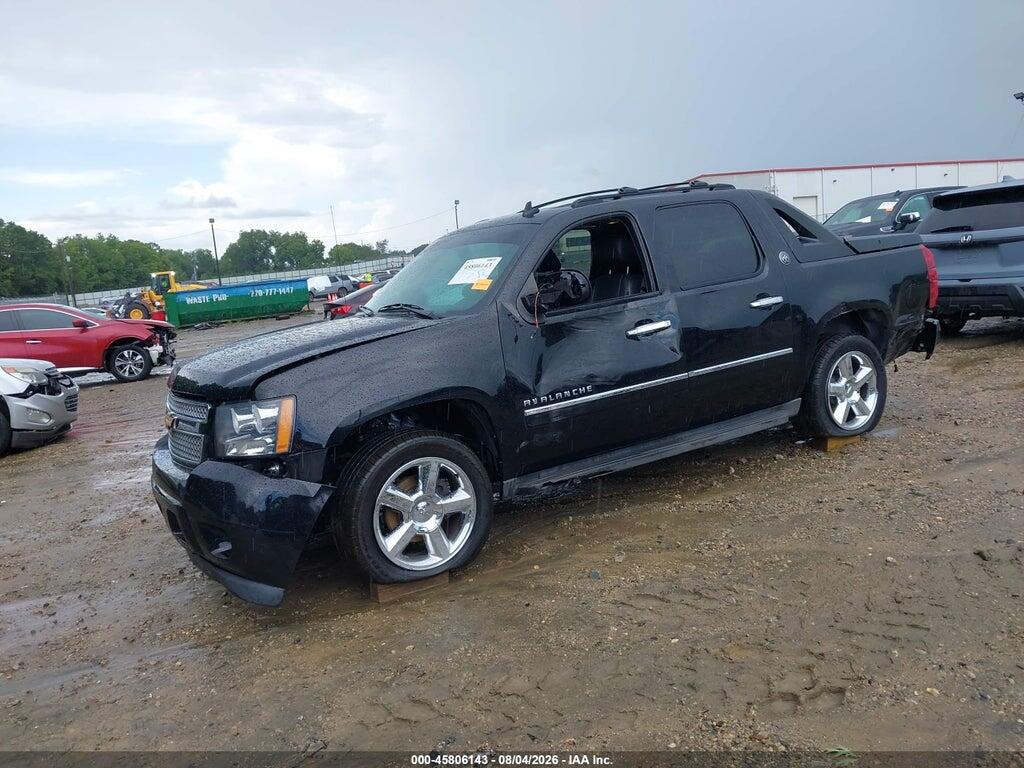 3GNMCGE09DG211930 2013 CHEVROLET AVALANCHE photo no. 2